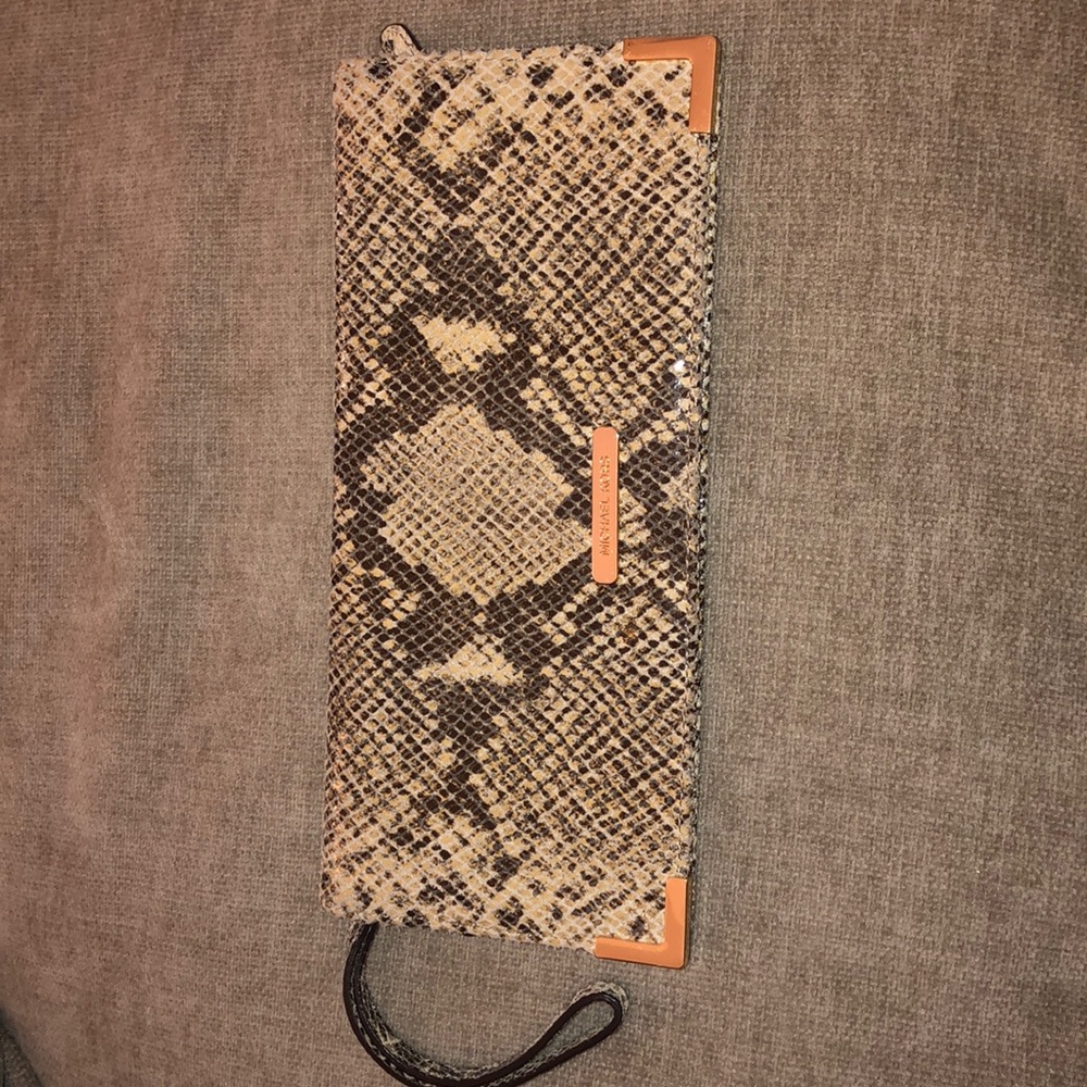 Micheal Kors Wristlet